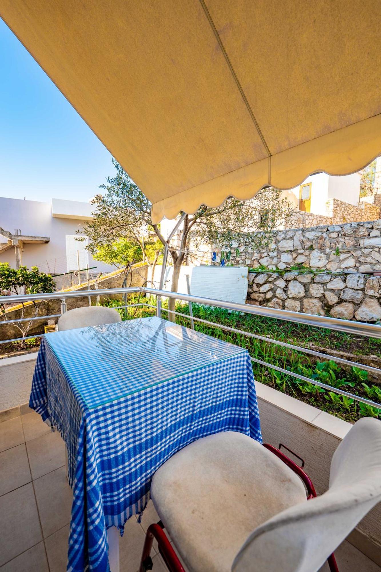 Agim Doko Apartman Ksamil